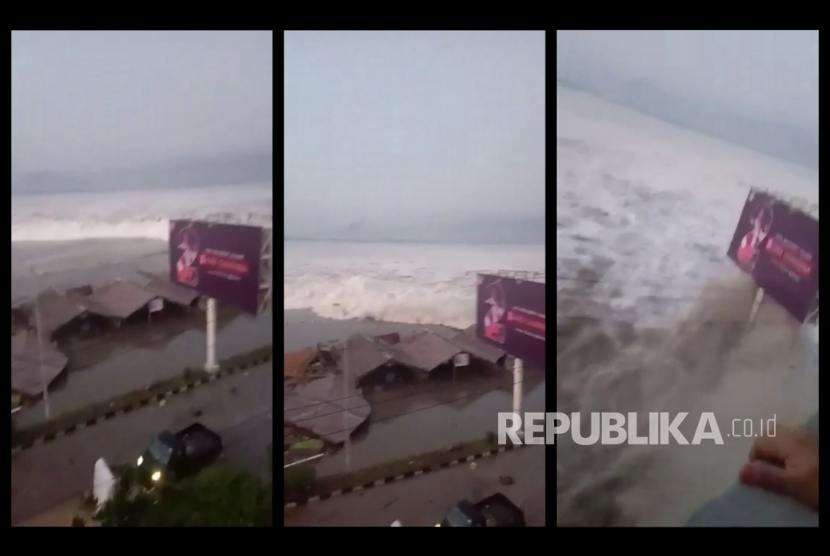 Foto kolase detik-detik tsunami yang menerjang pantai di Palu, Sulawesi Tengah. Foto diduga diambil dari gedung Gran Mall Palu.