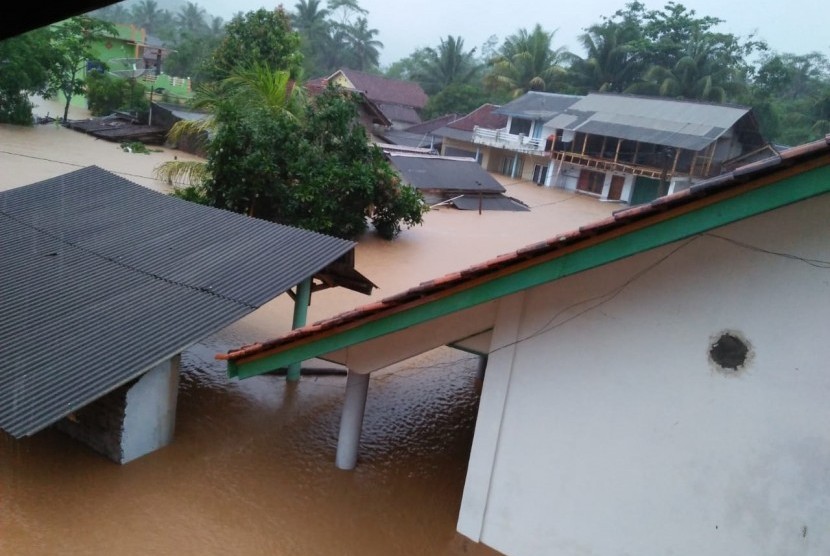 Banjir dan longsor (ilustrasi)