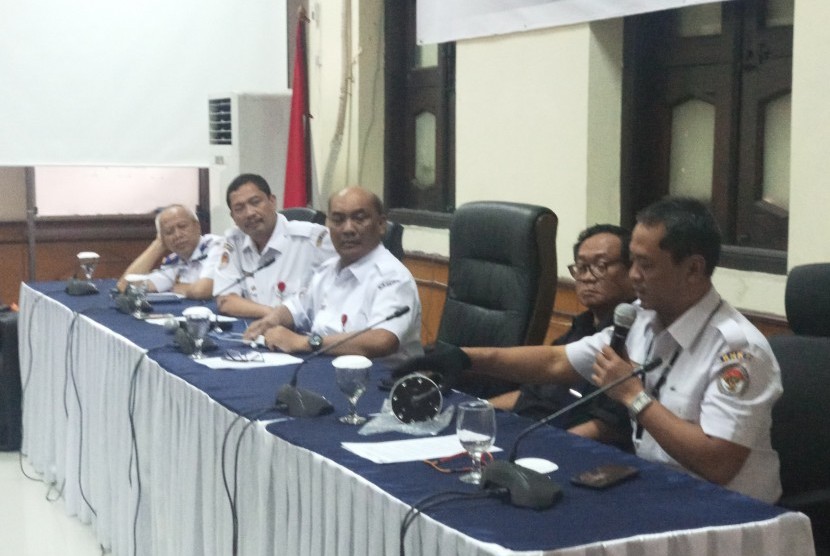 Konferensi Pers di KNKT, Jakarta Pusat, Rabu (7/11). 