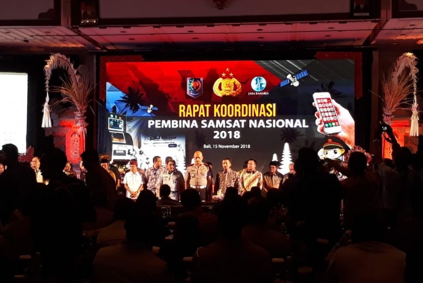 Rapat Koordinasi Samsat Online Nasional di Discovery Kartika Plaza Hotel, Kuta, Bali, Kamis (15/11). 