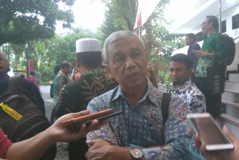 Ketua Bidang Hukum, HAM dan Kebijakan Publik, PP Muhammadiyah, Busyro Muqoddas saat ditemui wartawan di Aula BAU Universitas Muhammadiyah Malang (UMM), Jumat (30/11). 