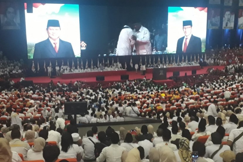 Peserta Konferensi Nasional (Konfernas) Partai Gerindra memadati auditorium Sentul Internasional Convention Center (SICC), Bogor, Jawa Barat, Senin (17/12). 