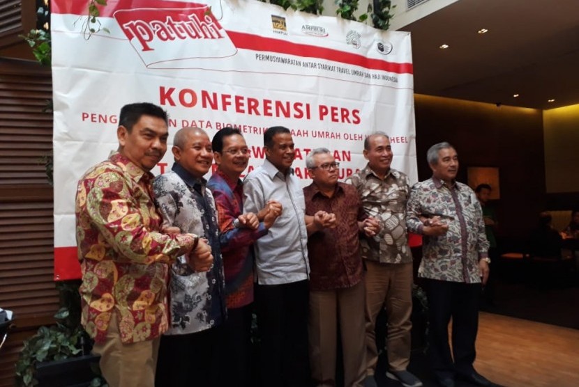 Permusyawaratan Antar Syarikat Travel Umrah dan Haji Indonesia (Patuhi)  HIMPU, AMPHURI, ASPHURINDO dan KESTHURI menyampaikan penolakan terhadap kebijakan VFS Tasheel. Kamis (3/1).