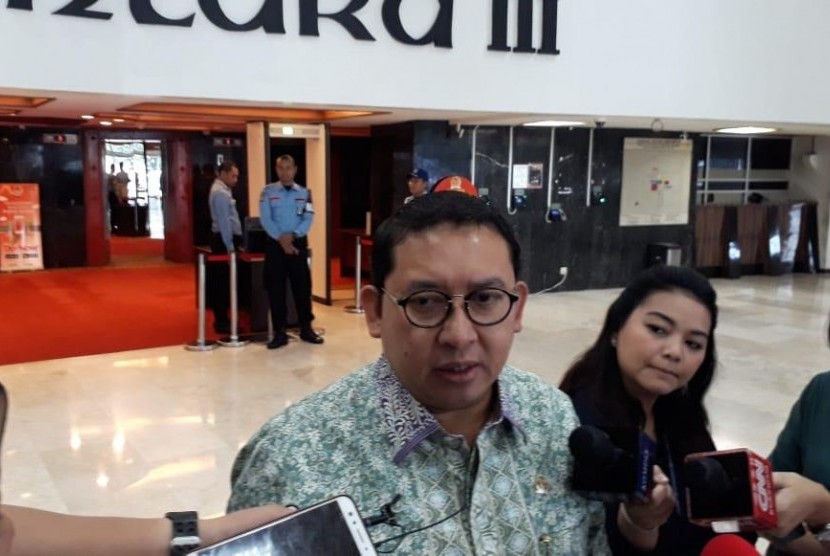 Wakil Ketua DPR Fadli Zon di Kompleks Parlemen, Senayan, Jakarta, Senin (21/1).