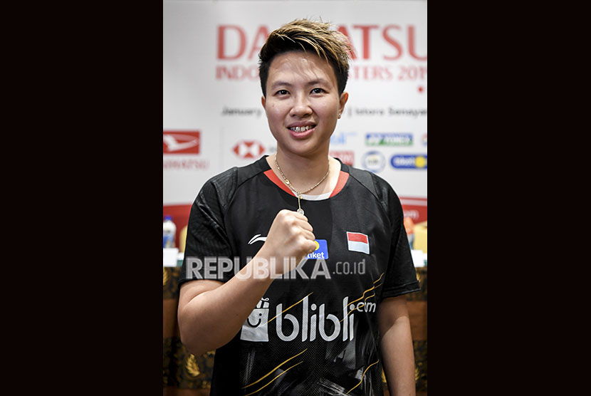 Pebulu tangkis Indonesia Liliyana Natsir berpose usai konferensi pers jelang Daihatsu Indonesia Masters 2019 di Jakarta, Senin (21/1/2019).