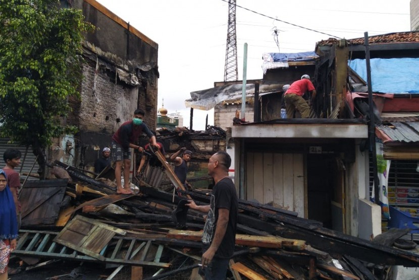 Kondisi lokasi kebakaran di Tomang, Jakarta Barat, Selasa (22/1).