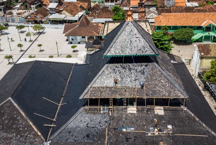 Dugaan kuat kubah mulai muncul d masjid Nusantara pada abad ke-18. Ilustrasi kubah Masjid Demak.