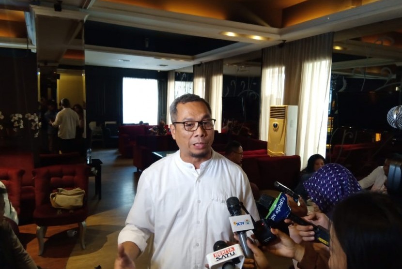 Direktur Komunikasi Politik Tim Kampanye Nasional (TKN) Joko Widodo-Ma'ruf Amin, Usman Kansong usai menghadiri sebuah diskusi di d'consulate, Menteng, Jakarta Pusat, Sabtu (6/4).