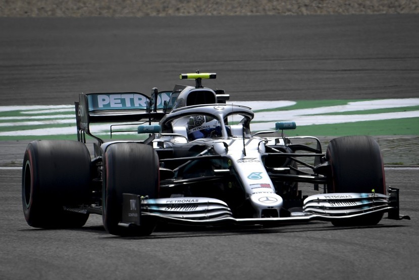 Pembalap Formula Satu Finlandia Valtteri Bottas dari Mercedes AMG GP 