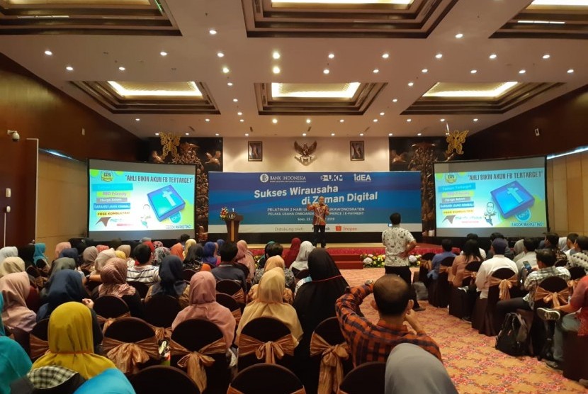 Bank Indonesia Kantor Perwakilan Solo menyelenggarakan workshop bertema 'Sukses Wirausaha di Zaman Digital' yang diikuti 350 pelaku UMKM di Eks Karesidenan Surakarta, Selasa (23/4). 