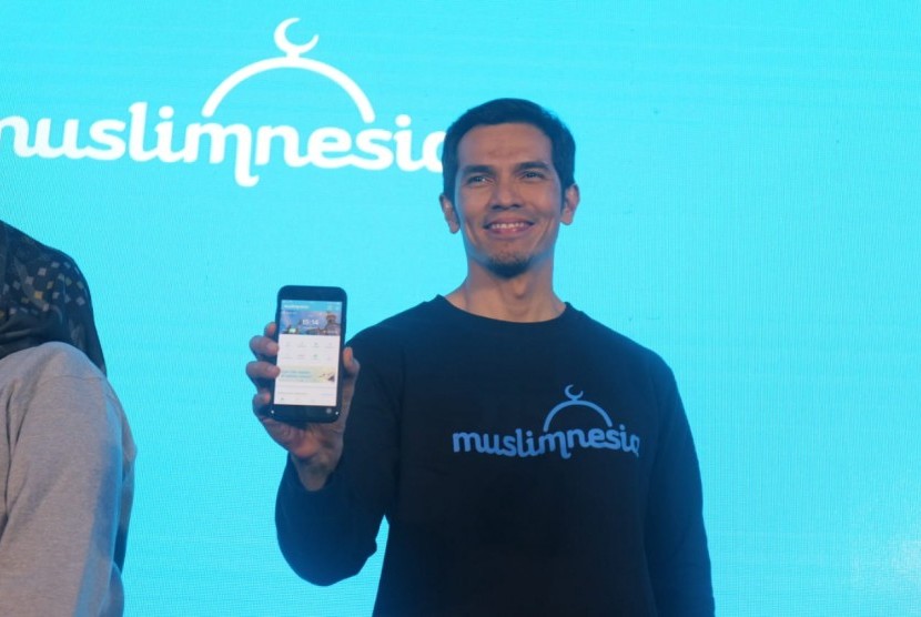Figur publik Adrian Maulana dalam acara peluncuran aplikasi Muslimnesia, Jumat (3/5). 