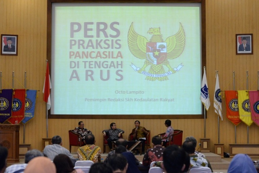 Diskusi Praksis Pendidikan Pancasila di Ruang Sidang Utama  Rektorat UNY, Kamis (9/5).