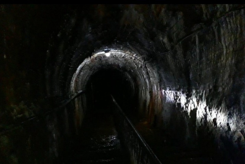 Lobang Soero, salah satu terowongan bekas tambang sejak zaman penjajahan di Kota Sawahlunto yang telah dijadikan objek wisata.