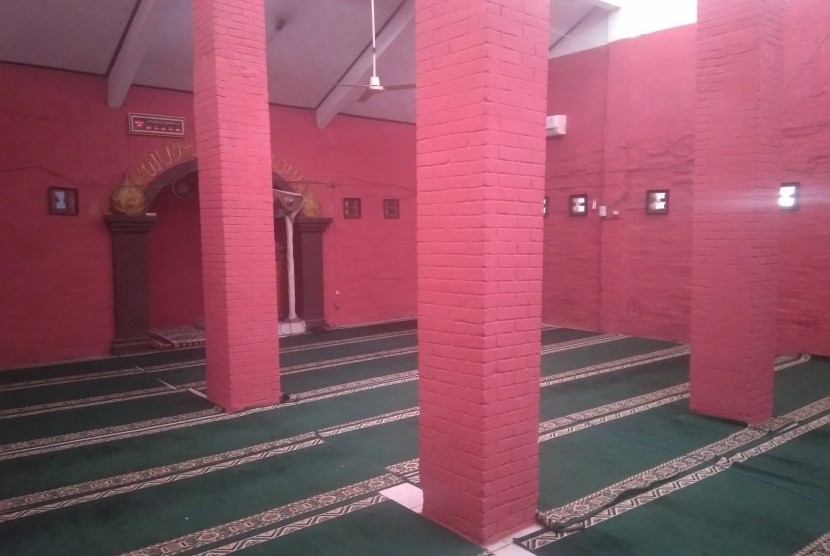 Masjid Pasalakan Peninggalan Syekh Syarif Abdurrahman Al Usmani.