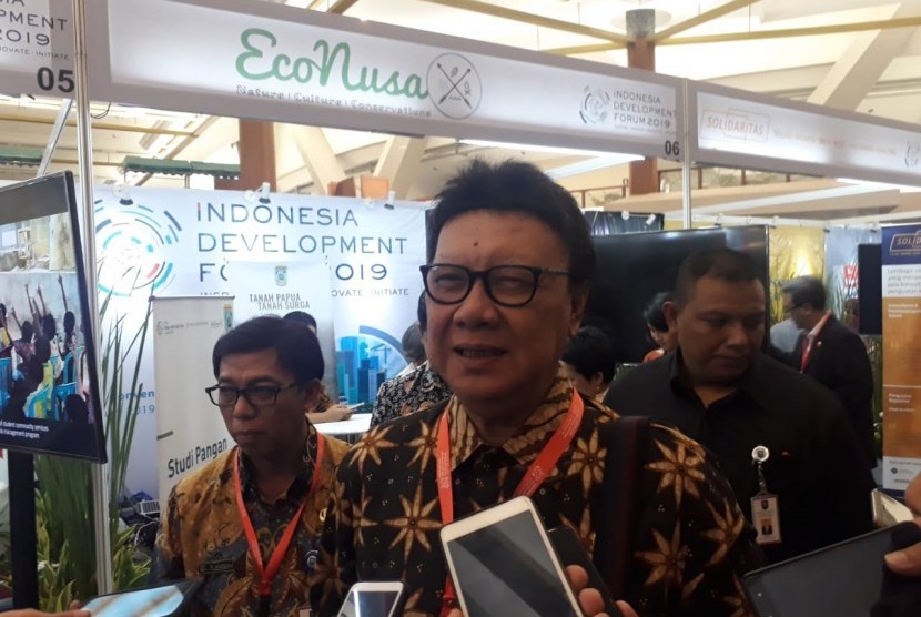 Menteri Dalam Negeri Tjahjo Kumolo saat ditemui wartawan di Jakarta Convention Center, Senayan, Jakarta, Senin (22/7).