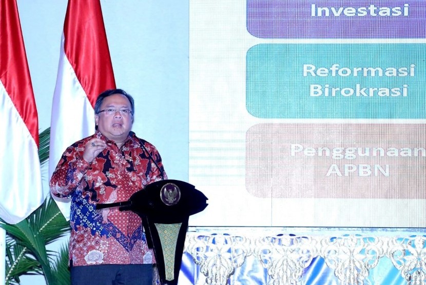 enteri Perencanaan dan Pembangunan Nasional/ Kepala Bappenas Bambang  Brodjonegoro dalam acara Konsultasi Regional Penyusunan Rancangan Awal  RPJMN 2020-2024 Wilayah Jawa dan Bali, di Hotel Shangri-La Surabaya