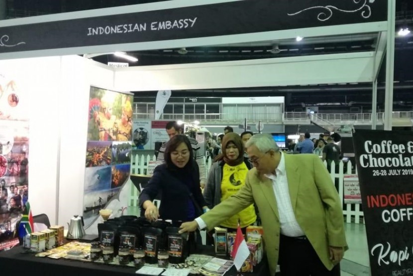 Kopi Sumedang dalam brand Kopi Geulis, saat memeriahkan pameran coklat dan kopi dunia di Afrika Selatan, belum lama ini