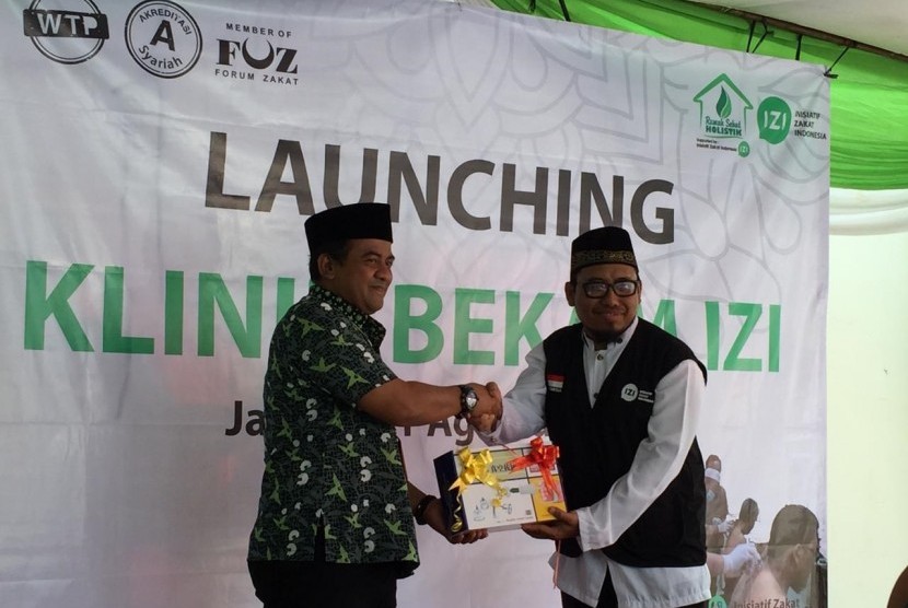 Launching Rumah Sehat Holistik IZI Condet, Jakarta Timur, Kamis (1/8). 