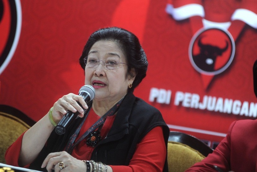 Ketua Umum PDI Perjuangan Megawati Soekarnoputri memberikan keterangan pers usai pengukuhan dirinya sebagai Ketua Umum PDIP periode 2019-2024 dalam Kongres V PDI Perjuangan di Sanur, Denpasar, Bali, Kamis (8/8/2019).