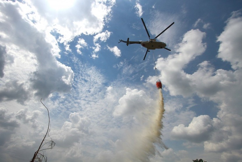 Helikopter milik Badan Nasional Penanggulangan Bencana (BNPB). Ilustrasi