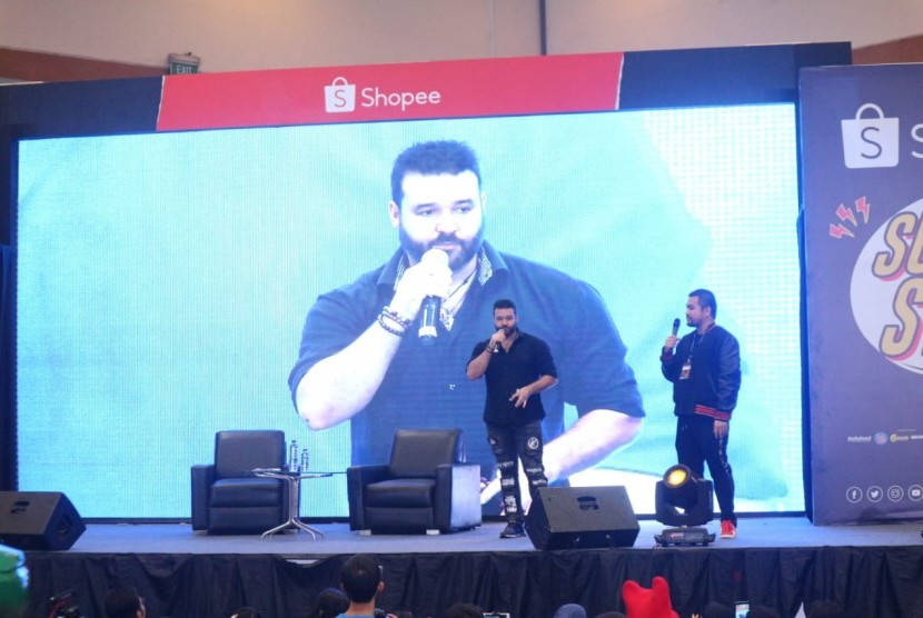 Austin St. John, aktor Amerika Serikat pemeran Ranger Merah dalam Mighty Morphin Power Rangers, menjadi bintang  tamu di Indonesia Comic Con 2019, Sabtu (12/10). 