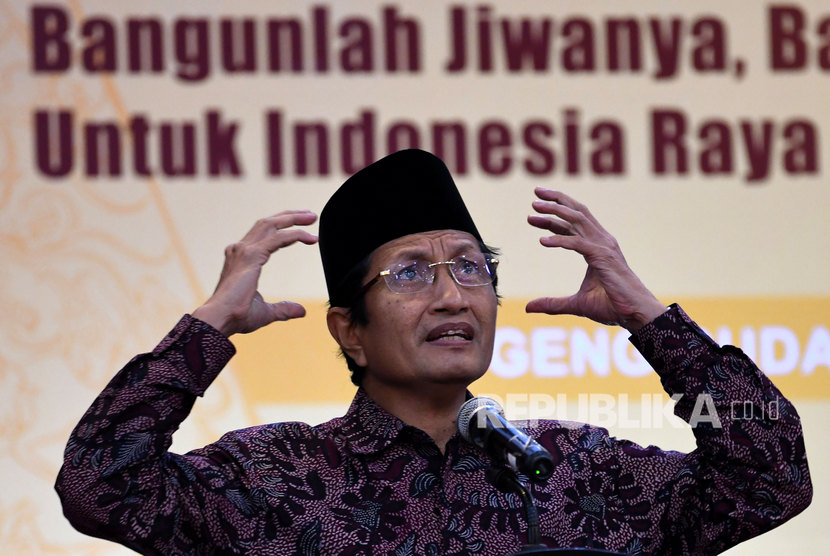 Imam Besar Masjid Istiqlal KH. Nasaruddin Umar menyampaikan paparannya saat Kuliah Kebangsaan di Wisma Antara, Jakarta, Kamis (17/10/2019).