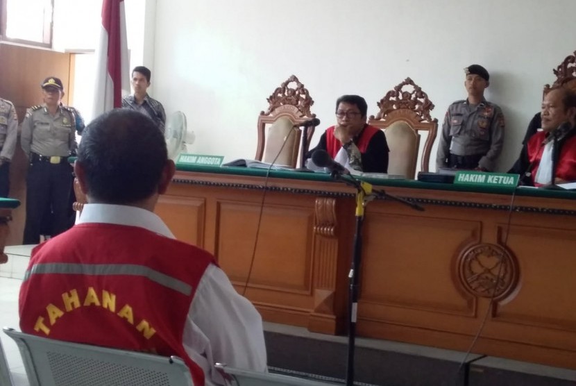 Tersangka menjalani sidang di Pengadilan Negeri Bandung. (Ilustrasi) 