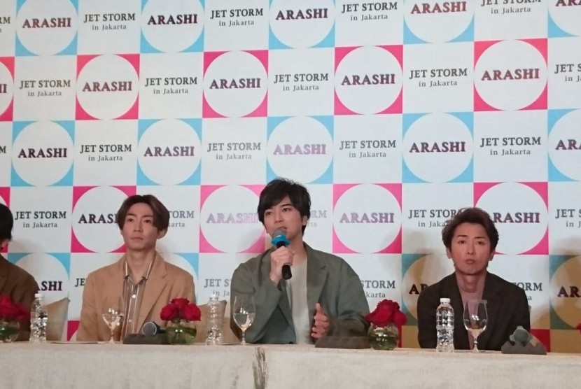 Grup musik ternama asal Jepang, Arashi