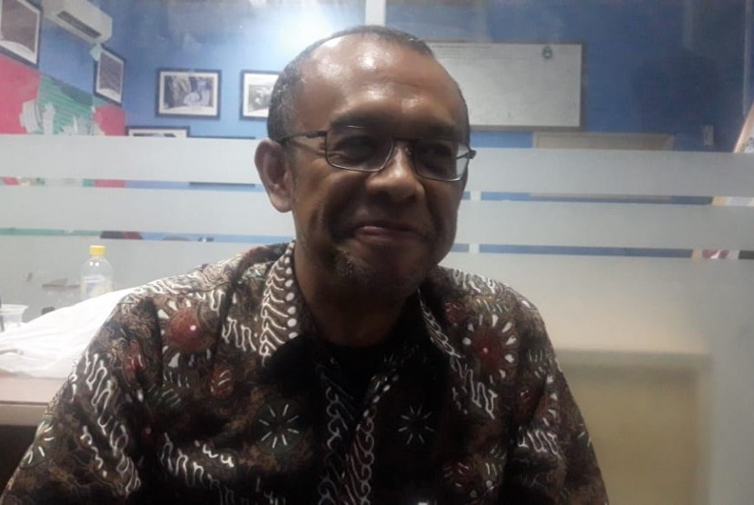 Sesmenpora Gatot S Dewa Broto saat menemui wartawan di Media Center Kemenpora, Jakarta, Jumat (22/11).