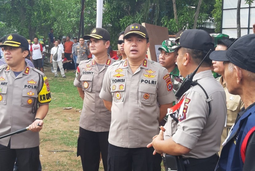 Kapolda Banten Irjen Pol Tomsi Tohir. Polda Banten bersama petugas gabungan menyiapkan 3.000 ribu personel untuk mengamankan Natal dan Tahun Baru.