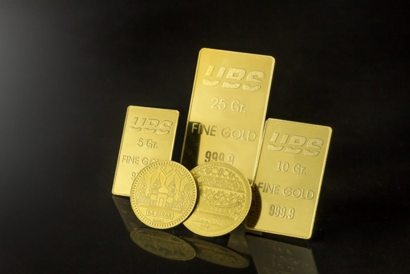 Membeli emas di Treasury.id
