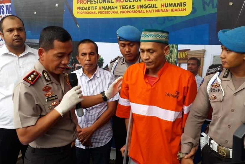 Polres Malang Kota (Makota) berhasil menangkap satu dari empat tahanan yang kabur, Selasa (10/12).