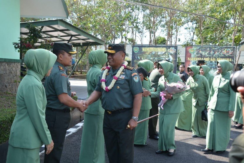 Pangdam III Siliwangi Mayjen TNI Nugroho Budi Wiryono saat kunjungan kerja ke Korem 062 Tarumana Nagara Garut.