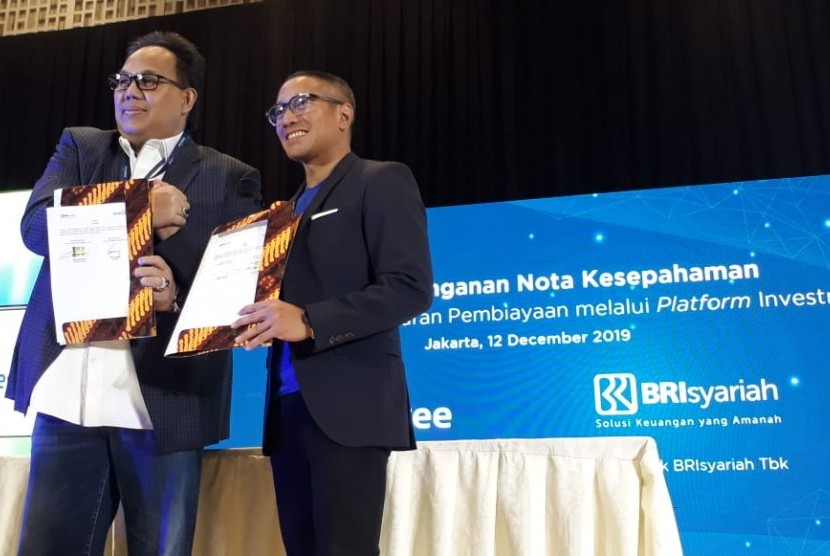 BRI Syariah dan Investree menandatangani kerja sama //channeling// pembiayaan. Penandatanganan nota kesepahaman tersebut dalam acara Investree Conference (i-Con) 2019 di Jakarta, Rabu (12/12). 