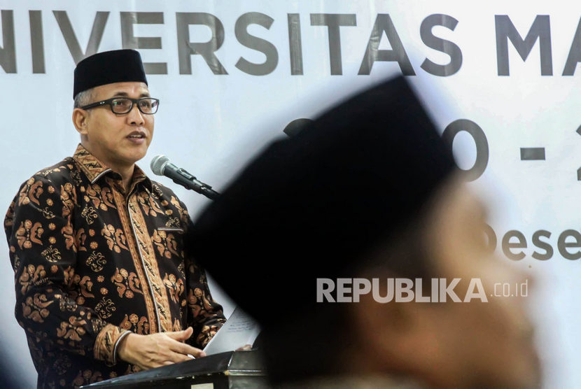 Plt Gubernur Aceh Nova Iriansyah menyampaikan pidato pada peresmian Migas Center di Kampus Bukit Indah, Universitas Malikussaleh, Lhokseumawe, Aceh, Senin (23/12/2019).