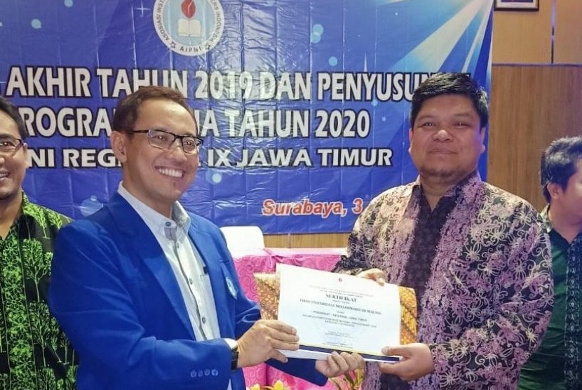Program Studi (Prodi) Profesi Ners Universitas Muhammadiyah Malang (UMM) meraih sertifikat penghargaan terbaik peringkat I Regional Jawa Timur dalam Uji Kompetensi Ners Indonesia (UKNI). 