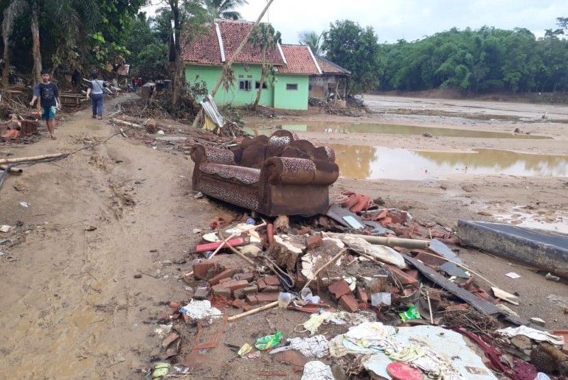 Kondisi Kampung Susukan Desa Bungurmekar, Lebak, Banten, pada Kamis (9/1), usai diterjang banjir bandang 1 Januari lalu.