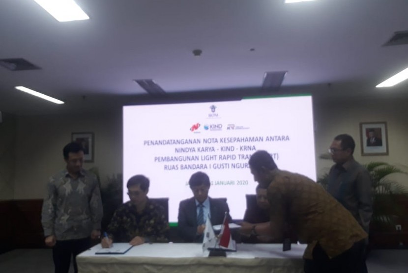 PT Nindya Karya melakukan penandatanganan nota kesepahaman dengan Korea Rail Network Authority (KRNA) dan Korea Overseas Infrastructure and Urban Development Corporation (KIND) di Kantor Badan Koordinasi Penanaman Modal (BKPM) pada Selasa, (21/1). 