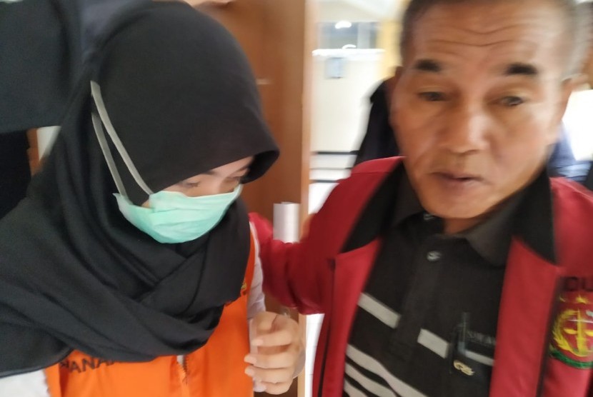 Para terdakwa usai sidang lanjutan kasus video Vina Garut di Pengadilan Negeri Garut, Kamis (23/1). 