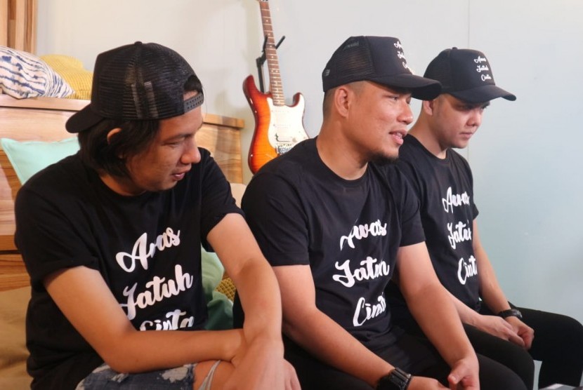 Armada percayakan pembuatan video klip 'Awas Jatuh Cinta' pada Fajar Bustomi (Foto: band Armada)