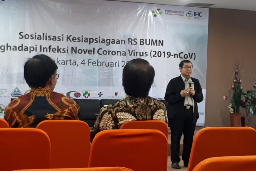 Mencegah virus corona masuk ke Indonesia, sejumlah Rumah Sakit (RS) milik negara (BUMN) menggelar web seminar atau webinar di Rumah Sakit Pusat Pertamina (RSPP), Jakarta, pada Selasa, (4/2).