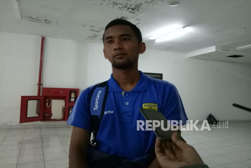 Pemain Persib Bandung, Beni Oktovianto di Gelora Bandung Lautan Api, Bandung, Kamis (6/2).