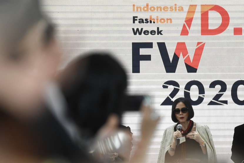 Ketua Umum Asosiasi Perancang dan Pengusaha Mode Indonesia (APPMI) dan Presiden Indonesia Fashion Week Poppy Dharsono. APPMI sedang mencari tiga model pria dan tiga model wanita untuk menjadi ikon Indonesia Fashion Week 2023.