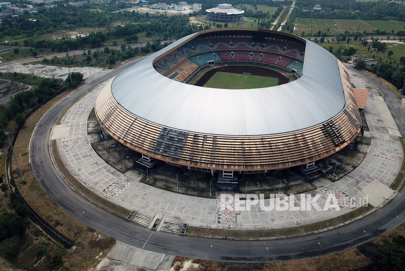 Foto udara Stadion Utama Riau di Kota Pekanbaru, Riau.