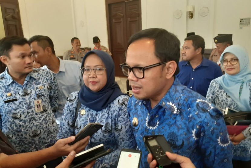 Bupati Bogor Ade Munawaroh Yasin bertemu Wali Kota Bogor Bima Arya Sugiarto di Balai Kota Bogor, Senin (17/2).