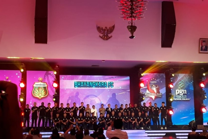 Bhayangkara FC melaunching tim dan jersey Liga 1 musim 2020, di Auditorium PTIK, Jakarta Selatan, Senin (24/2).
