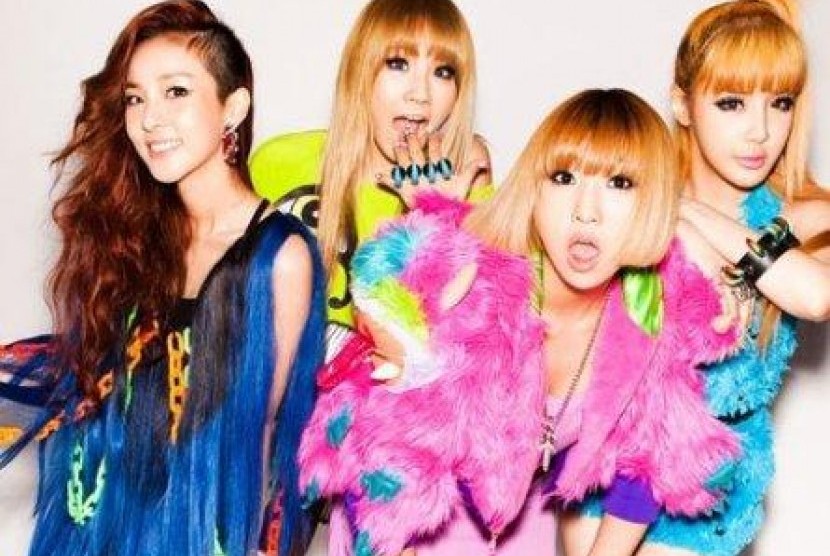 2NE1