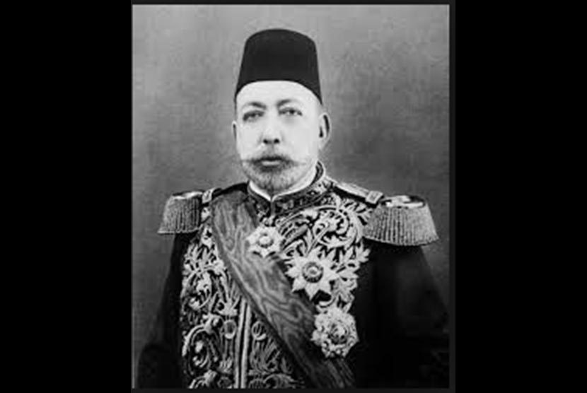  35th Sultan of the Ottoman Empire and 114th caliph of Islam, Mehmed V.