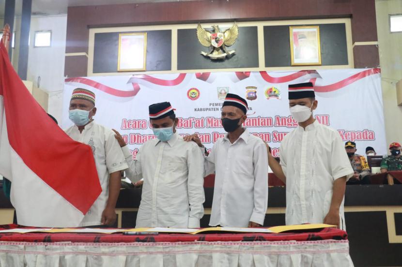 Eks anggota Negara Islam Indonesia/NII (ilustrasi). Sebanyak 121 orang eks NII berikrar setia untuk NKRI termasuk pengikut Panji Gumilang
