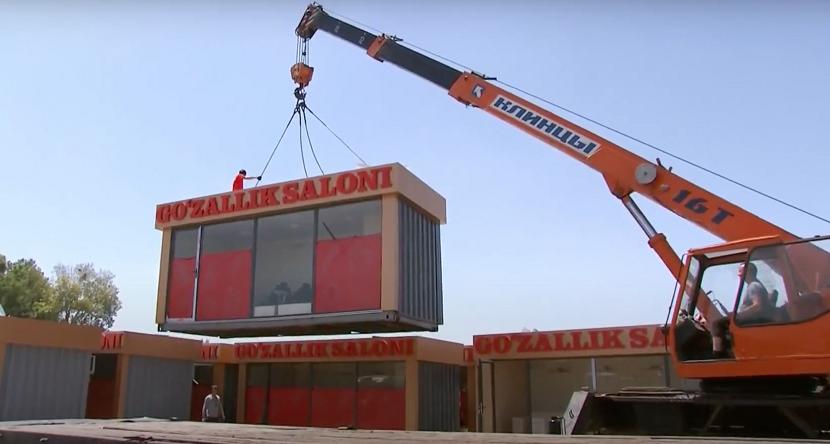 50 kontainer kargo diubah menjadi salon kecantikan untuk membuka lapangan kerja bagi perempuan pedesaan